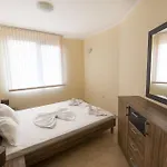 Apollon Apartamento