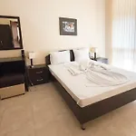 Apollon Apartamento *