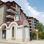 Apollon Apartamento *