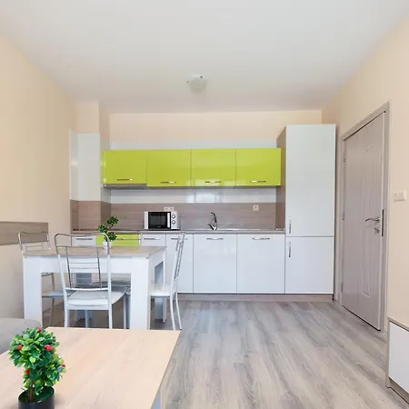 Apollon * نيسيبار