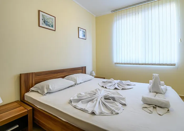 アパート Apollon