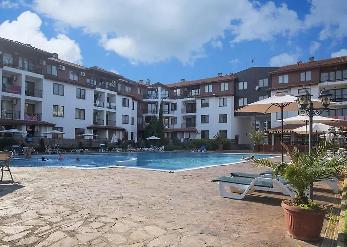 Apollon アパート